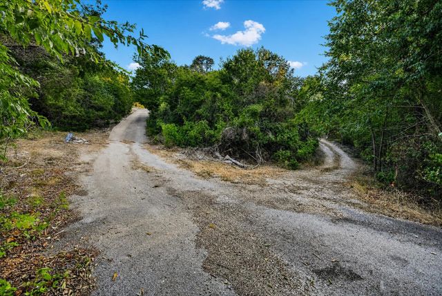 9600 Eagles Nest Court, Rio Vista, TX 76093