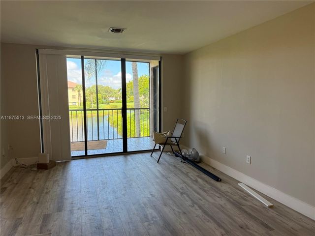 5147 Europa Drive N, Boynton Beach, FL 33437