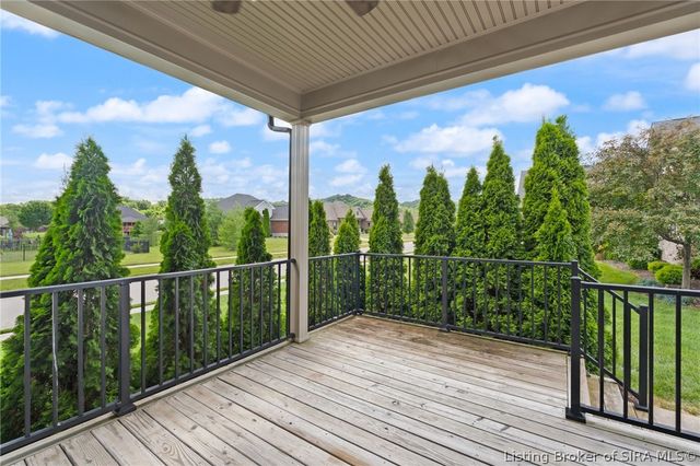 1009 Equine Avenue, Sellersburg, IN 47172