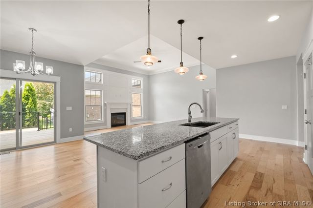1009 Equine Avenue, Sellersburg, IN 47172