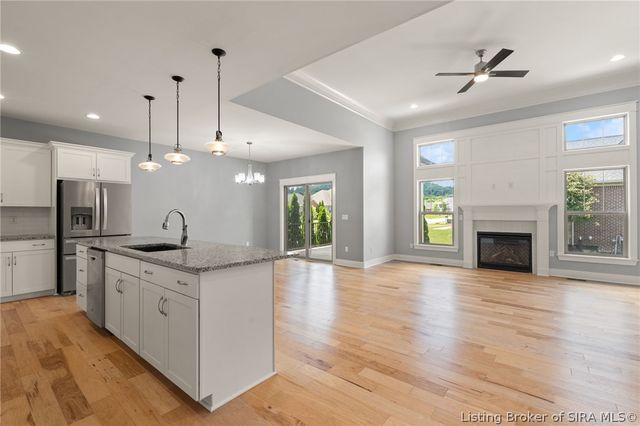 1009 Equine Avenue, Sellersburg, IN 47172
