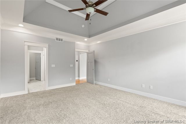 1009 Equine Avenue, Sellersburg, IN 47172