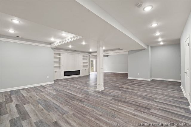 1009 Equine Avenue, Sellersburg, IN 47172
