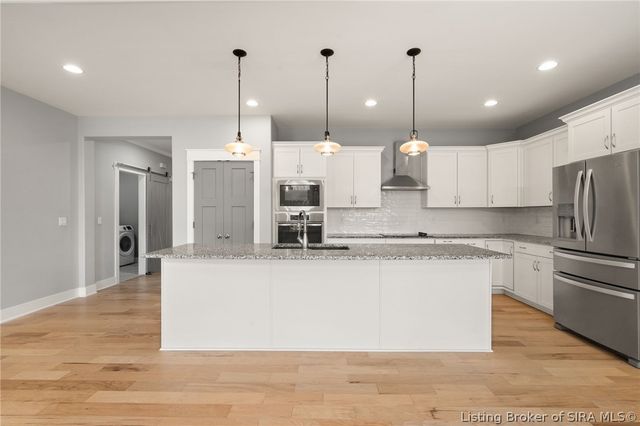 1009 Equine Avenue, Sellersburg, IN 47172