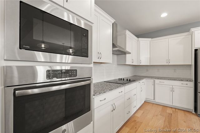 1009 Equine Avenue, Sellersburg, IN 47172