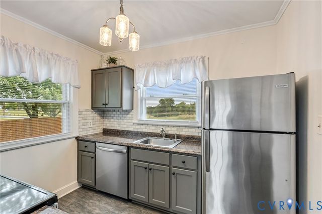 61 Mohawk Rd, Buckingham, VA 23921