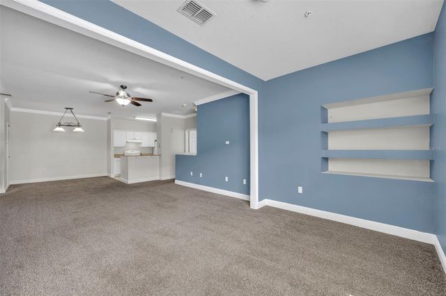 200 SOUTHERN PECAN CIRCLE 206, Winter Garden, FL 34787