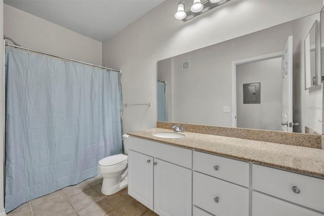200 SOUTHERN PECAN CIRCLE 206, Winter Garden, FL 34787