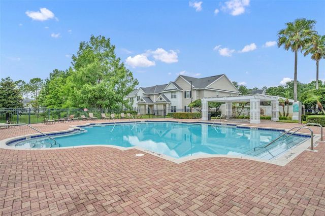 200 SOUTHERN PECAN CIRCLE 206, Winter Garden, FL 34787