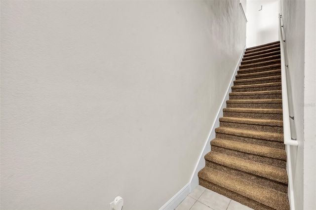 200 SOUTHERN PECAN CIRCLE 206, Winter Garden, FL 34787