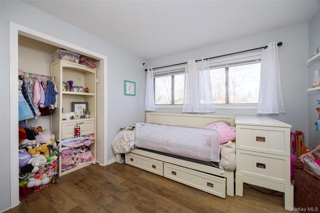 14 Princeton Street, Red Hook, NY 12571