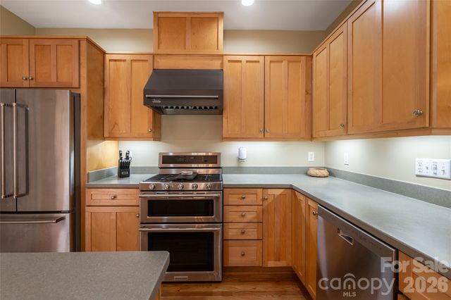1328 Heathbrook Circle, Asheville, NC 28803