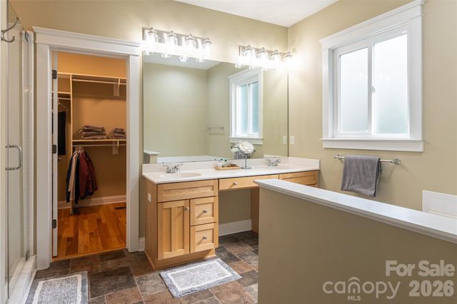 1328 Heathbrook Circle, Asheville, NC 28803