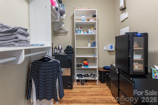 1328 Heathbrook Circle, Asheville, NC 28803