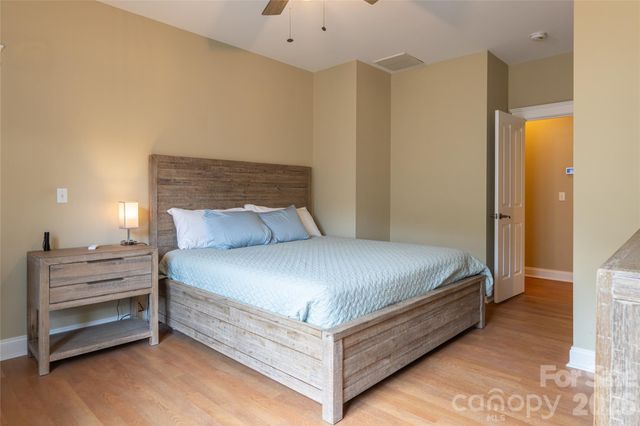 1328 Heathbrook Circle, Asheville, NC 28803