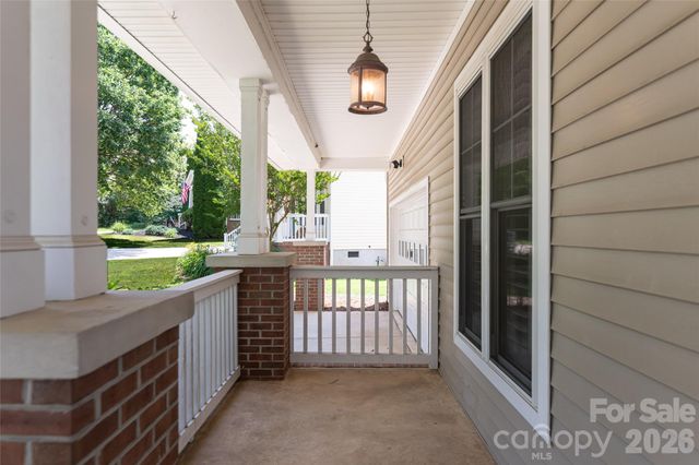 1328 Heathbrook Circle, Asheville, NC 28803