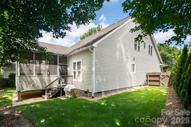 1328 Heathbrook Circle, Asheville, NC 28803
