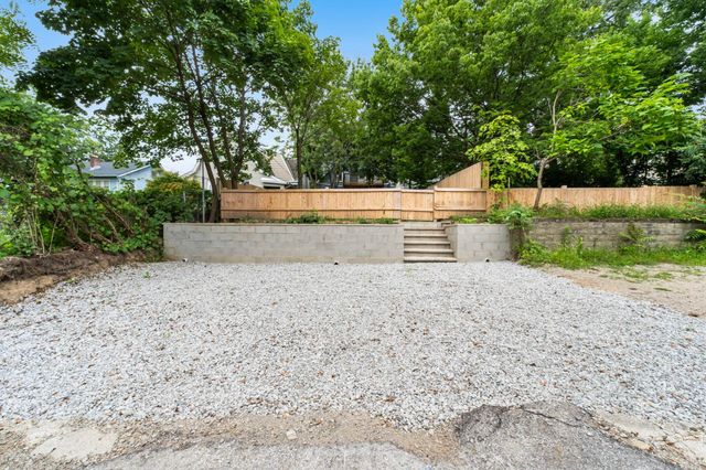 223 E Patterson Avenue, Columbus, OH 43202