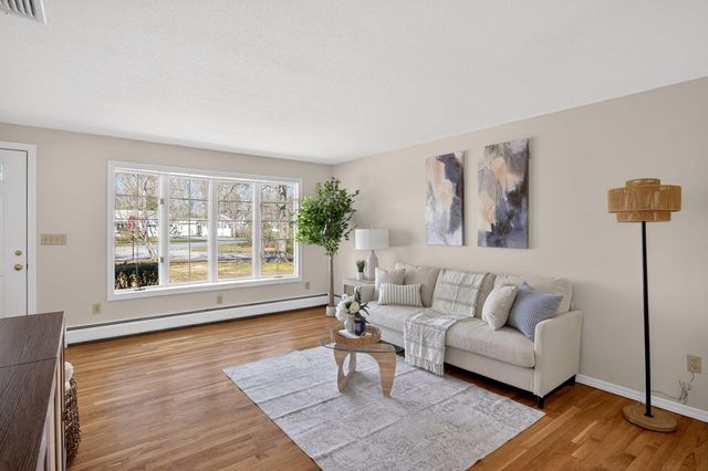 493 Prince Hinckley Road, Centerville, MA 02632