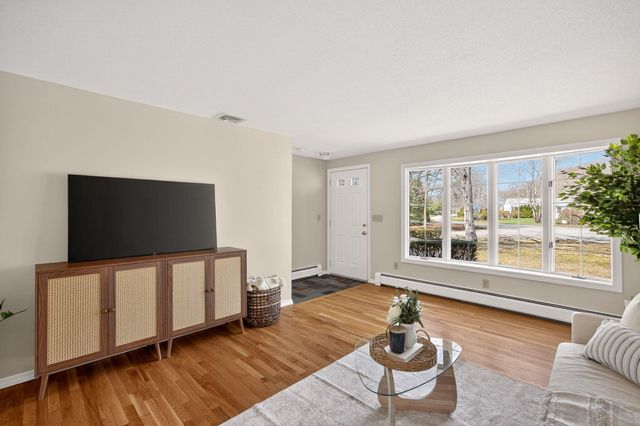 493 Prince Hinckley Road, Centerville, MA 02632