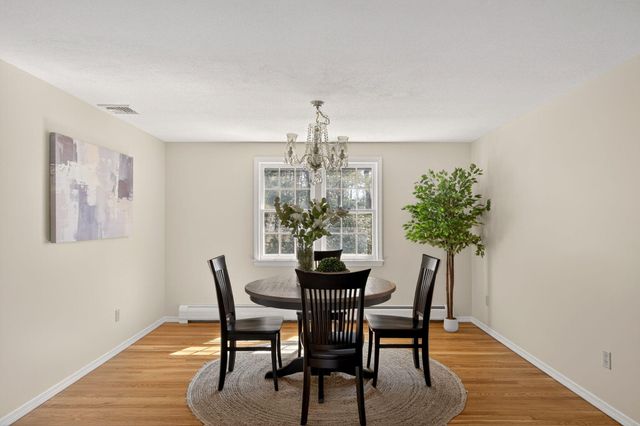 493 Prince Hinckley Road, Centerville, MA 02632