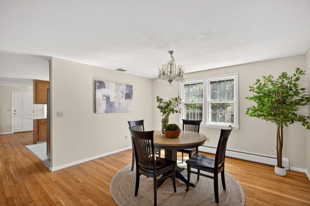 493 Prince Hinckley Road, Centerville, MA 02632