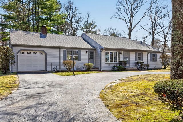 493 Prince Hinckley Road, Centerville, MA 02632