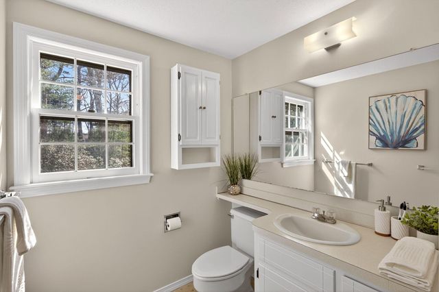 493 Prince Hinckley Road, Centerville, MA 02632