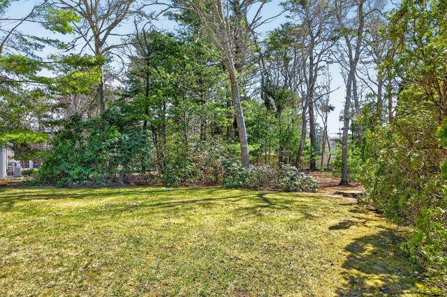 493 Prince Hinckley Road, Centerville, MA 02632