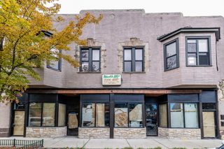 2448 S Oakley Avenue 1F, Chicago, IL 60608