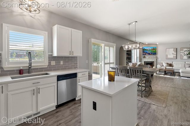 2448 Solace Drive, Commerce Charter Township, MI 48382