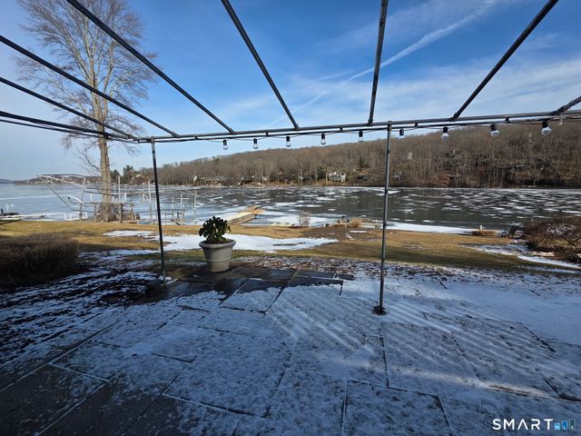 23 Cedar Drive, Danbury, CT 06811