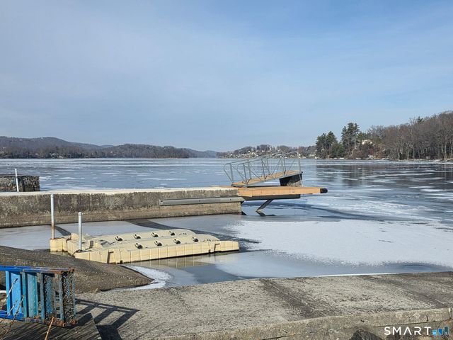 23 Cedar Drive, Danbury, CT 06811