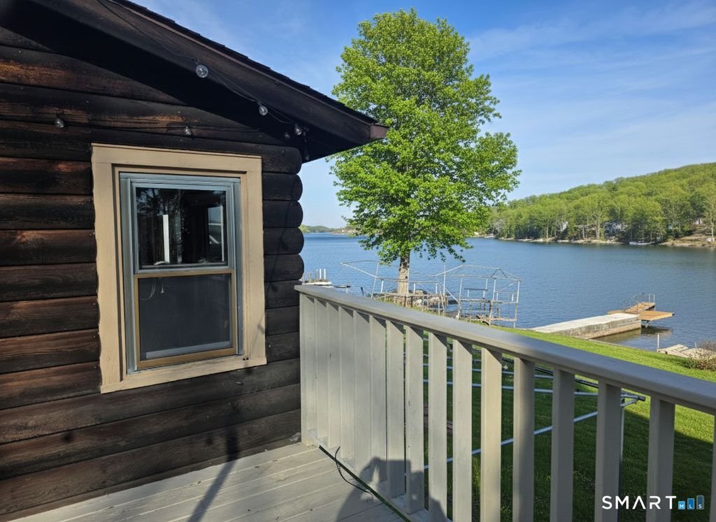 23 Cedar Drive, Danbury, CT 06811