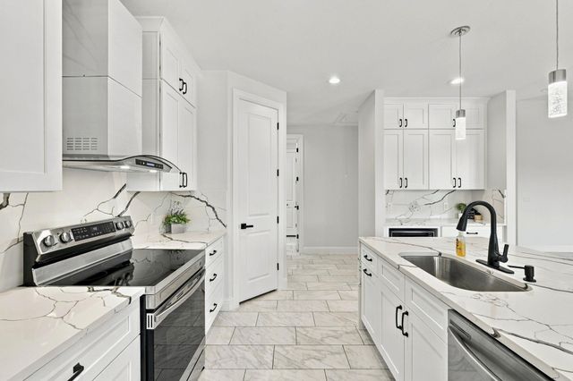 20302 Boggy Ford RD, Lago Vista, TX 78645