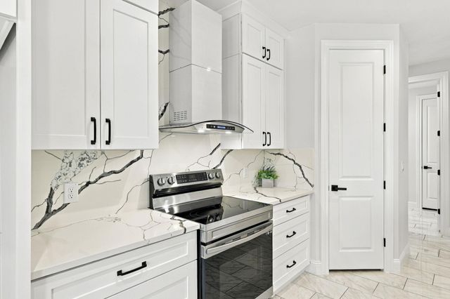 20302 Boggy Ford RD, Lago Vista, TX 78645