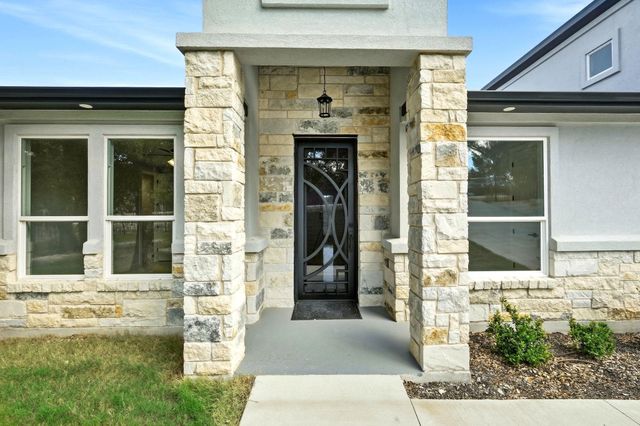 20302 Boggy Ford RD, Lago Vista, TX 78645