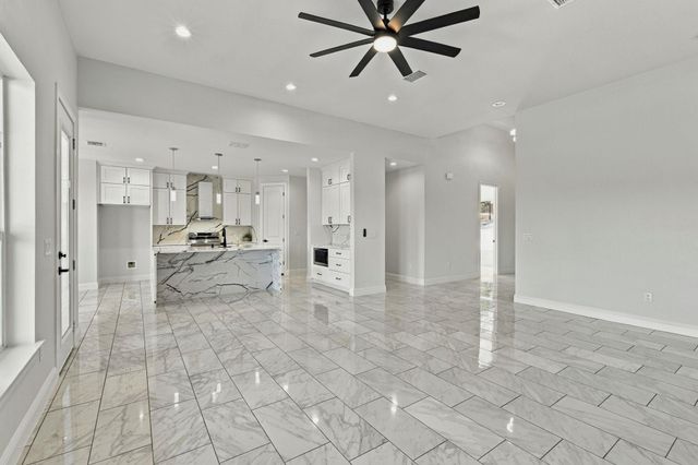 20302 Boggy Ford RD, Lago Vista, TX 78645