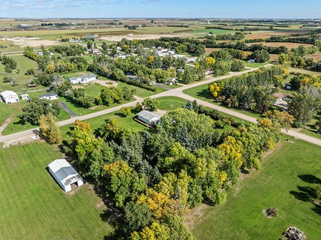 1100 78th St SE, Minot, ND 58701
