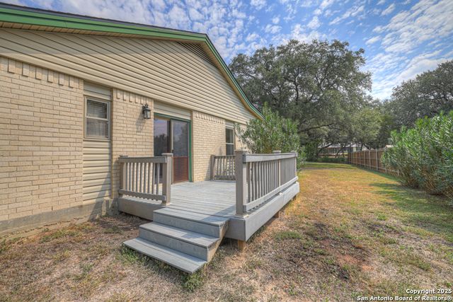 1260 Flaming Oak, New Braunfels, TX 78132