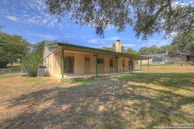 1260 Flaming Oak, New Braunfels, TX 78132