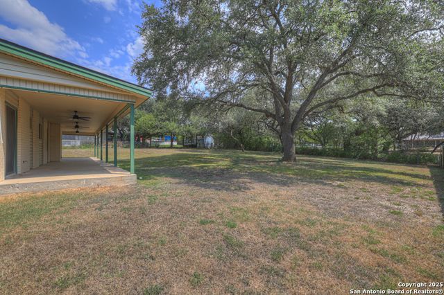1260 Flaming Oak, New Braunfels, TX 78132