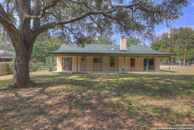 1260 Flaming Oak, New Braunfels, TX 78132
