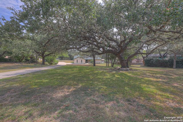 1260 Flaming Oak, New Braunfels, TX 78132