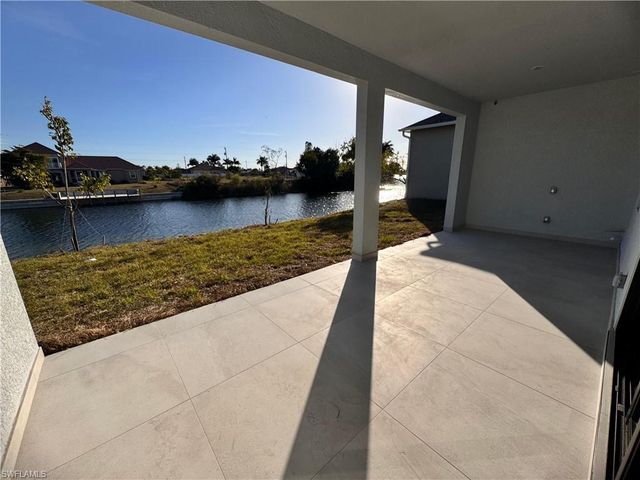 1134 NW 18th TER, Cape Coral, FL 33993