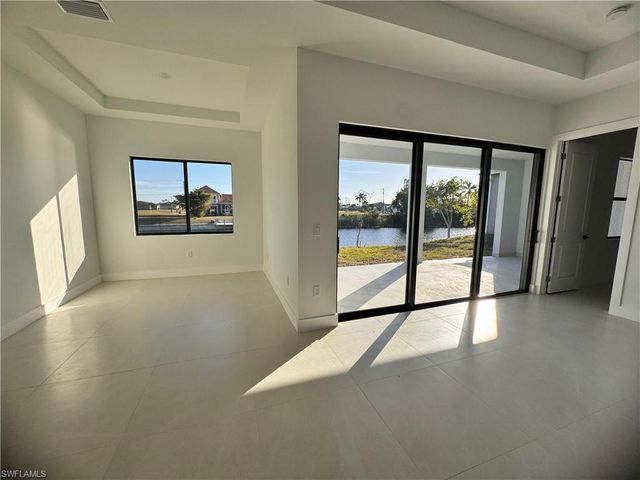 1134 NW 18th TER, Cape Coral, FL 33993