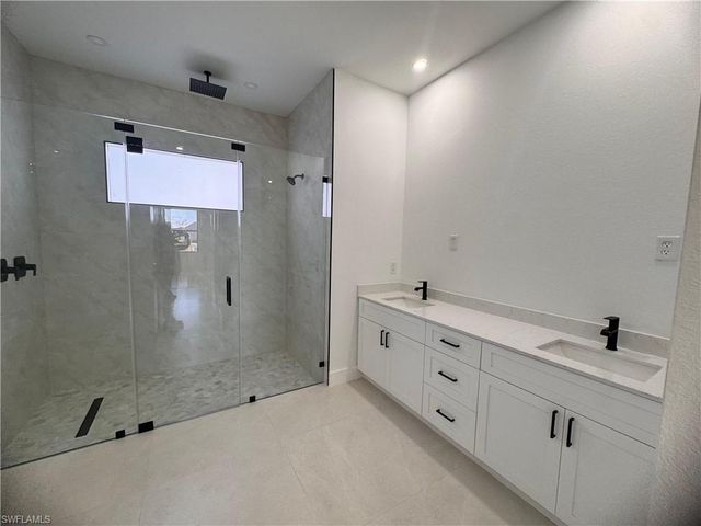 1134 NW 18th TER, Cape Coral, FL 33993