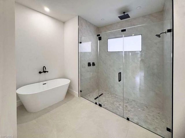 1134 NW 18th TER, Cape Coral, FL 33993