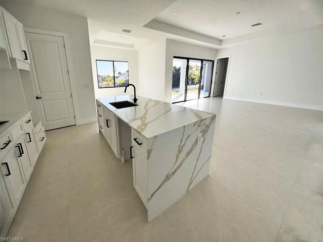 1134 NW 18th TER, Cape Coral, FL 33993