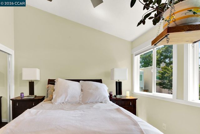 1896 San Vincente Dr 12, Concord, CA 94519